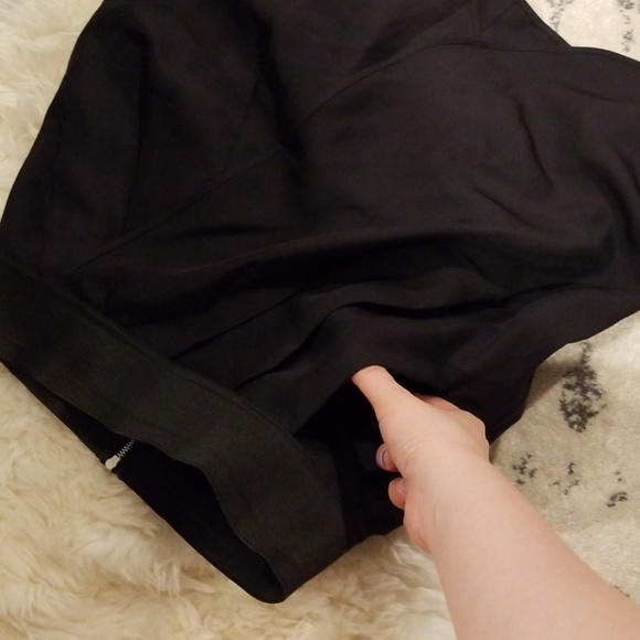 Size S/M : Wilfred 100% silk ! Soft and Comfy 👗💖 - Picture 5 of 7